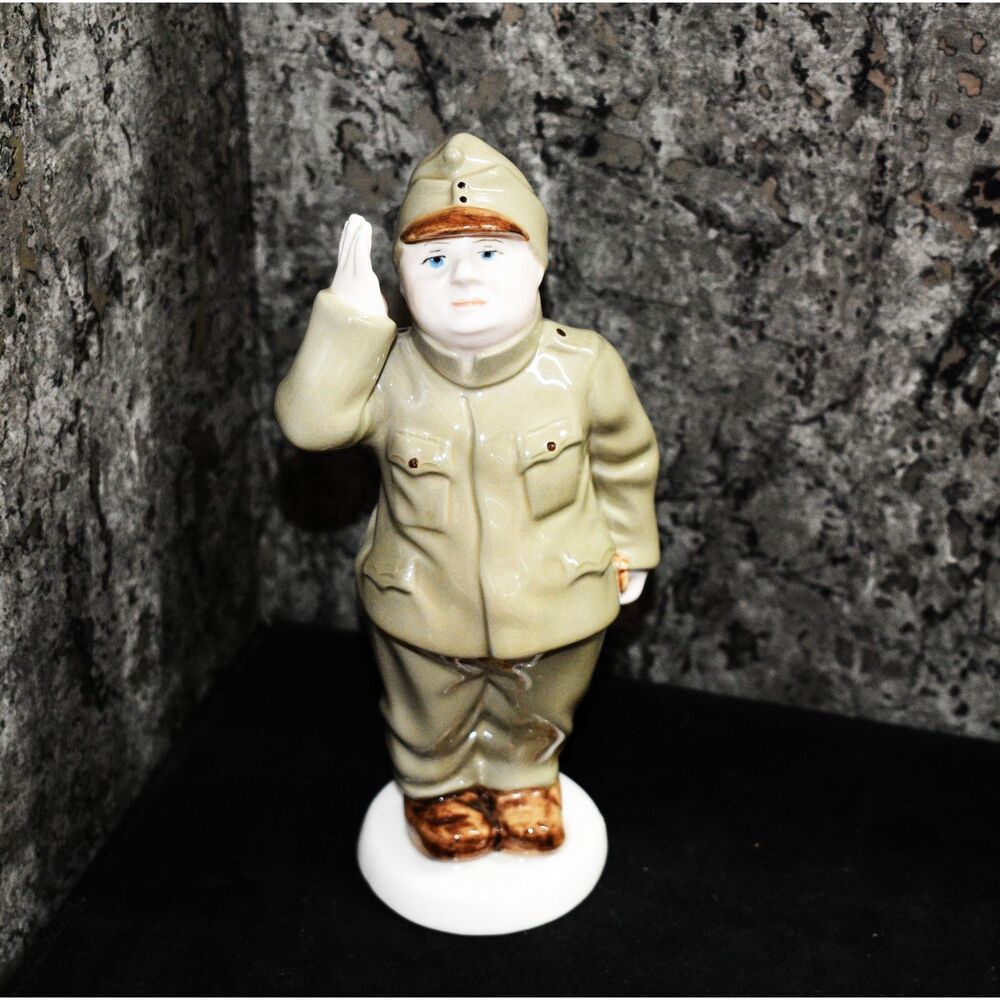Royal Dux Soldier